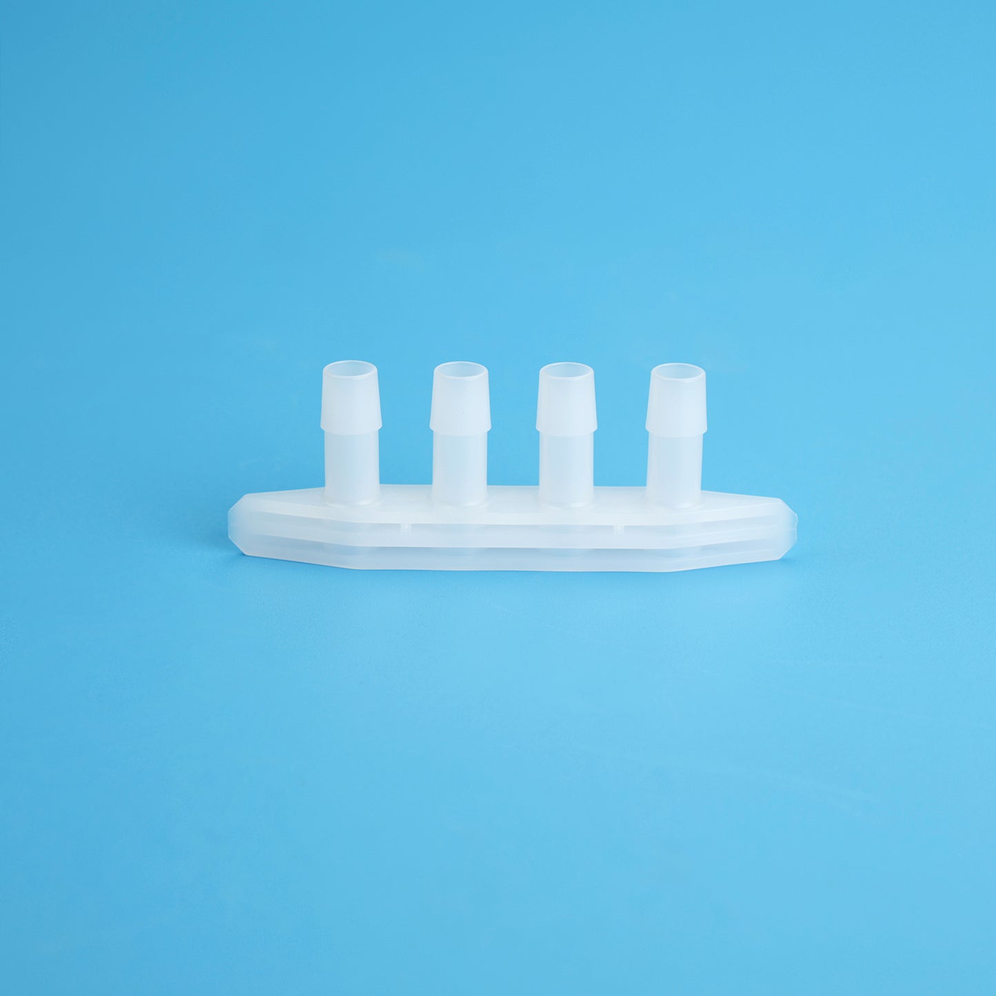 Pharmaceutical Boat Port Barbed, 4 Ports, Polyethylene/PE